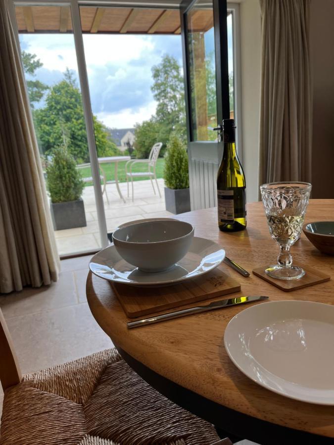 Luxury Lodge @ Ewen Barn - Private 5* Retreat 시런세스터 외부 사진