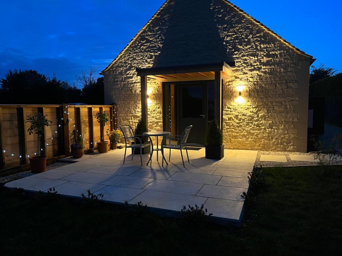 Luxury Lodge @ Ewen Barn - Private 5* Retreat 시런세스터 외부 사진