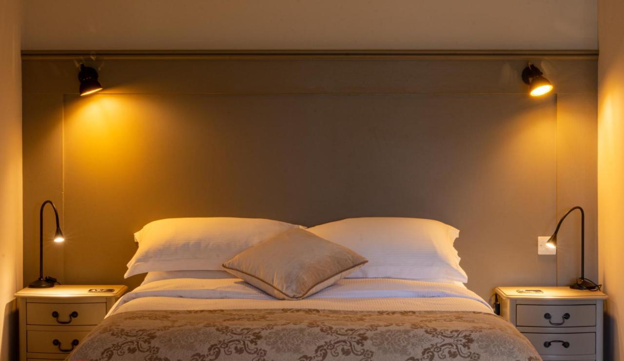 Luxury Lodge @ Ewen Barn - Private 5* Retreat 시런세스터 외부 사진